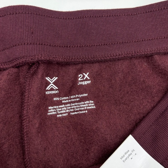 Xersion Women's Plus Size Dark Burgundy Mid Rise Jogger Pant Size 2X - Picture 7 of 7